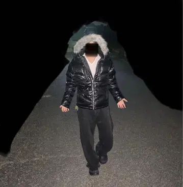 퍼 포함 광택 다운 자켓 블랙 Y2K 그런지 시크 스타일 네오 갸루