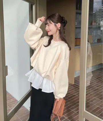 hinari 본딩 숏 맨투맨 아이보리 택 포함 새상품