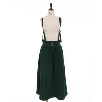 axes femme 서스펜더 포함 밑단 레이스 스커트 그린