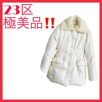 컨디션 최상 레어 23구 벨트 포함 화이트 다운 자켓 퍼 클리닝 완료