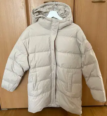 [ GAP ] 다운 자켓 후드 부착