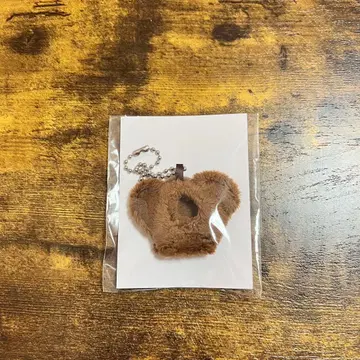 Coralhaze 곰돌이 모자 키링 혜택