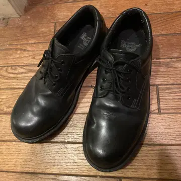 닥터 마틴 블랙 레이스업 슈즈 US 8