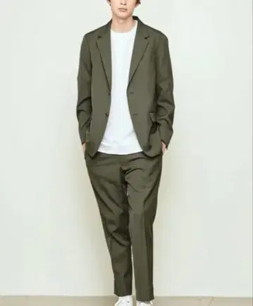 새상품 UNITED ARROWS & SONS 셋업 수트 카키