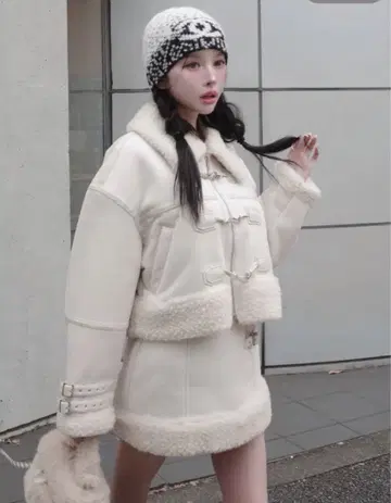 darich 페이크 무스탕 스커트만 미사용 새상품