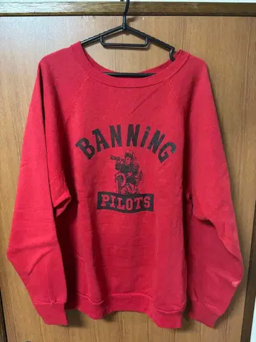 DISCUS 80s 맨투맨 플로키 프린트 빨간색