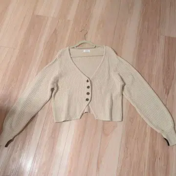 LOWRYS FARM 베이지 V넥 가디건