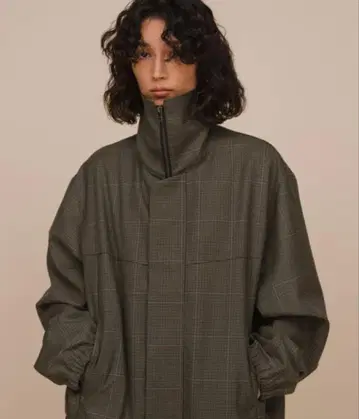 ADAM ET ROPE 하이 칼라 오버 사이즈 박스 블루종