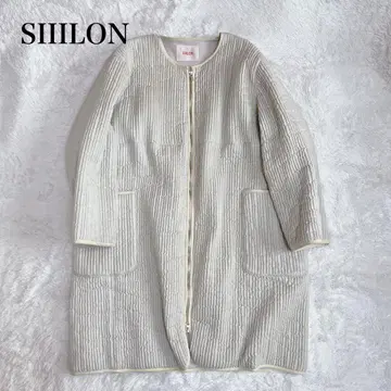 SIILON Babe 롱 퀼팅 노카라 집업 코트