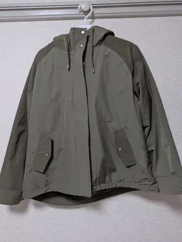 발수 라이너 포함 마운틴 후드티