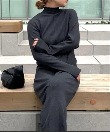 select MOCA by son 핑거 슬리브 프티 하이 립 원피스