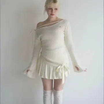 ANDMARY Fluffy loose knit