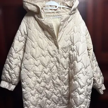 새상품급! SHEIN CURVE 4XL 후드 부착 하트 무늬 다운 자켓