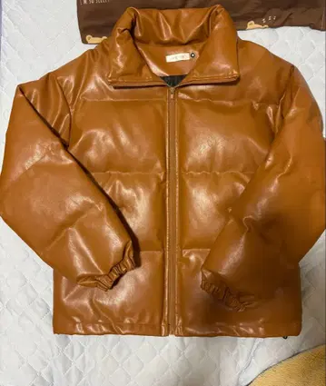 브라운 합성 피혁 다운 자켓