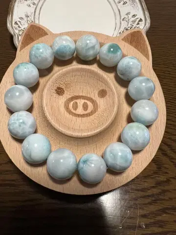 주말 한정판, 빅볼 라리마 팔찌