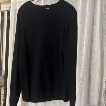 유니클로 니트 네이비 새상품급