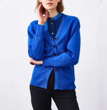 UNITED TOKYO 유나이티드 도쿄 형태 V넥 가디건