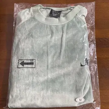 미사용 새상품 요네즈켄시 JUNK 벨로아 풀오버 M