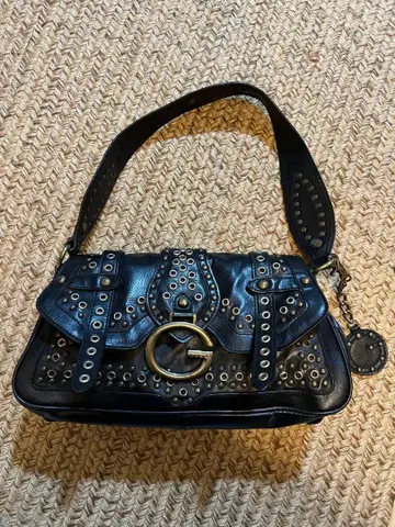 guess rare Grogo studded vtg y2k bag 갸루