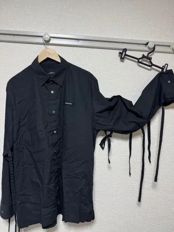 SYU 블랙 리본 셔츠