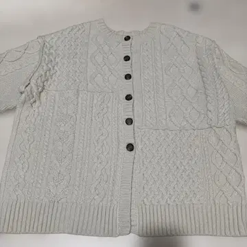 로리즈팜 아이보리 케이블 니트 가디건 여성용