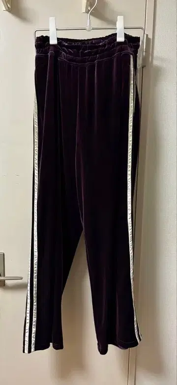 [ 초인기 상품 ] share spirit 벨로아 트랙 팬츠 퍼플 S