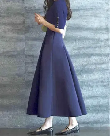 루일 에 부티크 플레어 스커트 네이비 L