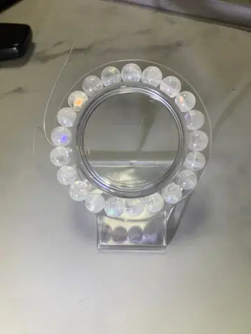 화이트 래브라도 라이트 9mm 안쪽 둘레 16cm