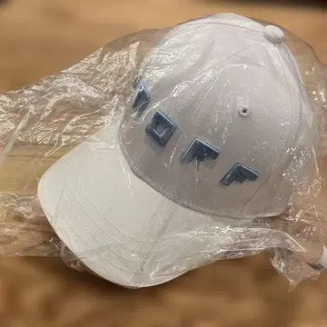 [ 미사용 새상품 ] ONOFF 여성용 화이트 캡