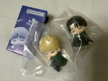 새상품 진격의 거인 잠자는 대원 리바이 아르민 세트