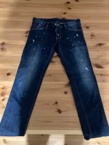 데미지 가공 다크 블루 스트레이트 데님