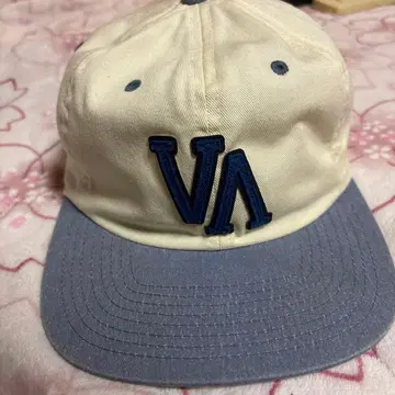 RVCA MID FIT 아이보리 캡