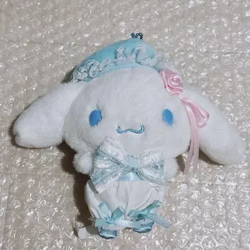 시나모롤 화이트 프릴 디자인 시리즈 마스코트 홀더