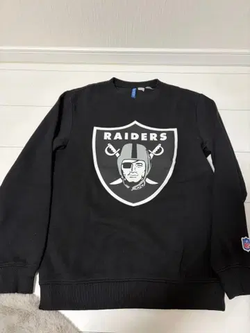 H&M 레이더스 블랙 맨투맨 XS