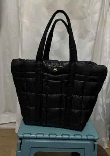 MICHAEL KORS 마이클코어스 퀼팅 토트백 블랙