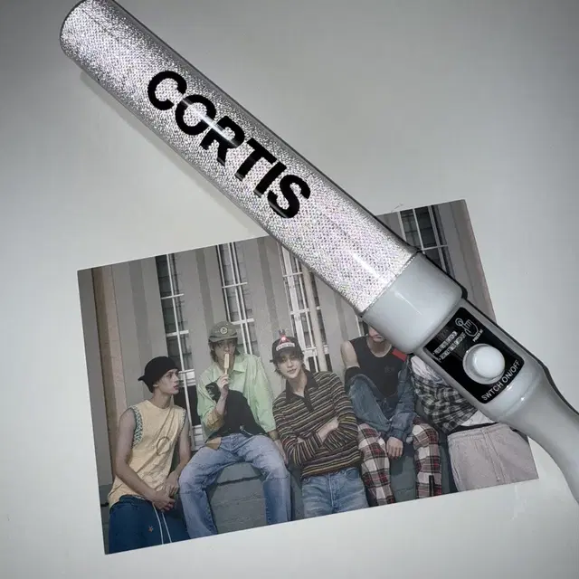 코르티스 임시 응원봉