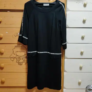 LOUIS FERAUD 루이 페로 블랙 원피스