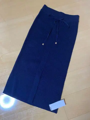 핑키&다이앤 네이비 리브 니트 타이트 스커트 택 포함 새상품