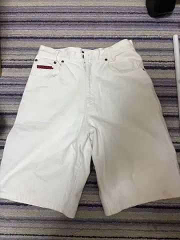 Vans 화이트 숏팬츠