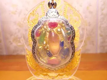 신비의 보석 나가아이 레클라이 태국의 부적 프라클란