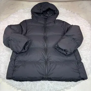 새상품급 UNIQLO 울트라 라이트 여성용 다운 자켓 XL 사이즈