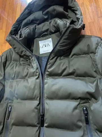 ZARA 충전솜 다운 후디 자켓 L 사이즈 카키