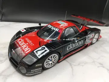 타미야 1/24 닛산 R390 GT1 완성품