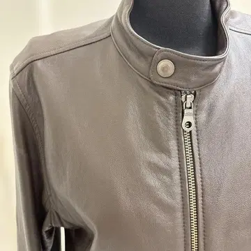 새상품급 브라운 싱글 라이더 자켓