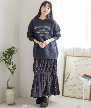 LOWRYS FARM USA 우라케 로고 풀오버 네이비