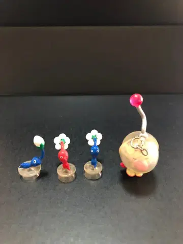 피크민 피규어 4개 세트 (흡착 피규어 올리마) 파손 있음