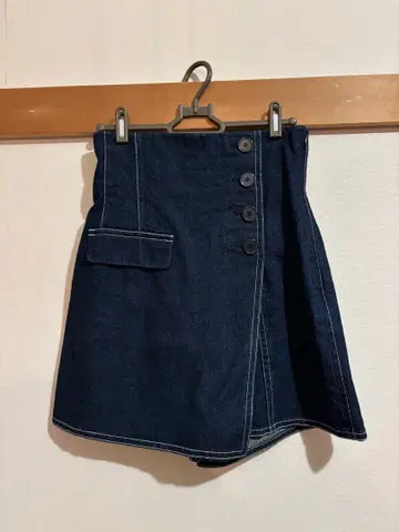 SNIDEL 다크 데님 랩스커트 (큐롯)