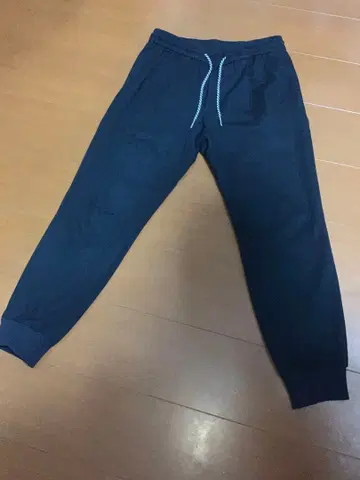 Armani Exchange 블랙 조거 팬츠