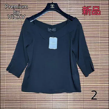 새상품 [ Premium by VICKY ] 오프숄더 풀오버 M 상당