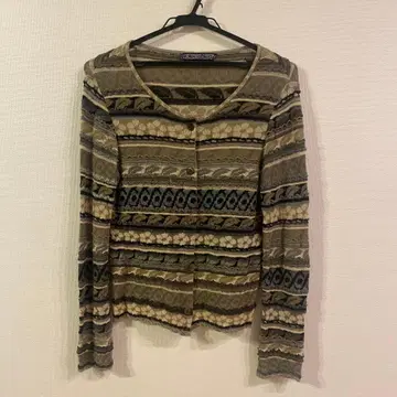 [엠앤쿄코] 스트라이프 패턴 가디건 긴팔